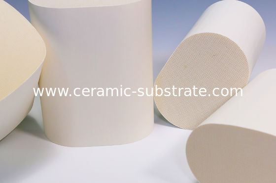 شراء Pneumatic Type Alumina Substrate Al2O3 Substrate Compatible with RF Modules Ensuring Enhanced Durability and Performance online manufacture