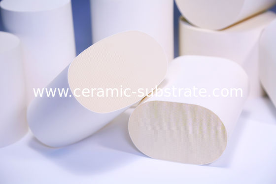 شراء السيراميك حافزا الناقل 300CPSI SCR / DOC، العسل cordierite online manufacture