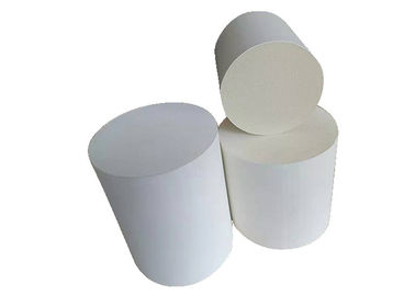 RCO VOC Ceramic Support مساحة السطح الكبيرة ، قرص العسل الخزفي باللون الأبيض
